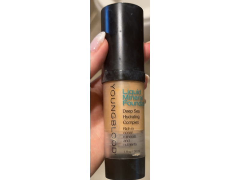Youngblood Liquid Mineral Foundation, Pebble - Cool Undertones, 1 fl oz/30 mL