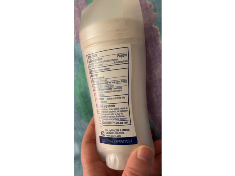 Secret Invisible Solid Antiperspirant, Completely Clean, 2.6 oz/73 g