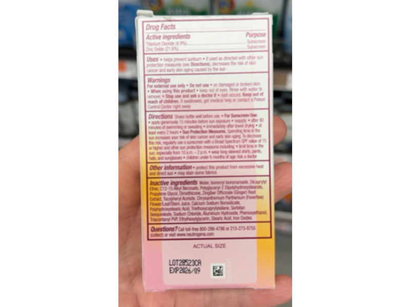 Neutrogena Invisible Daily Defence Face Liquid Sunscreen, SPF 30, 1.4 fl oz/40 mL