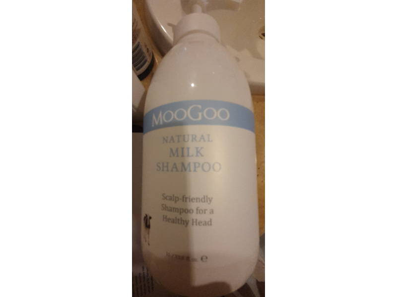 Moogoo Natural Milk Shampoo, 1 L/33.8 fl oz