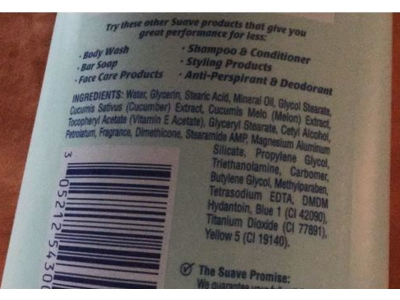 Suave Naturals Moisturizing Body Lotion, Cucumber Melon, 18 fl oz/532 mL