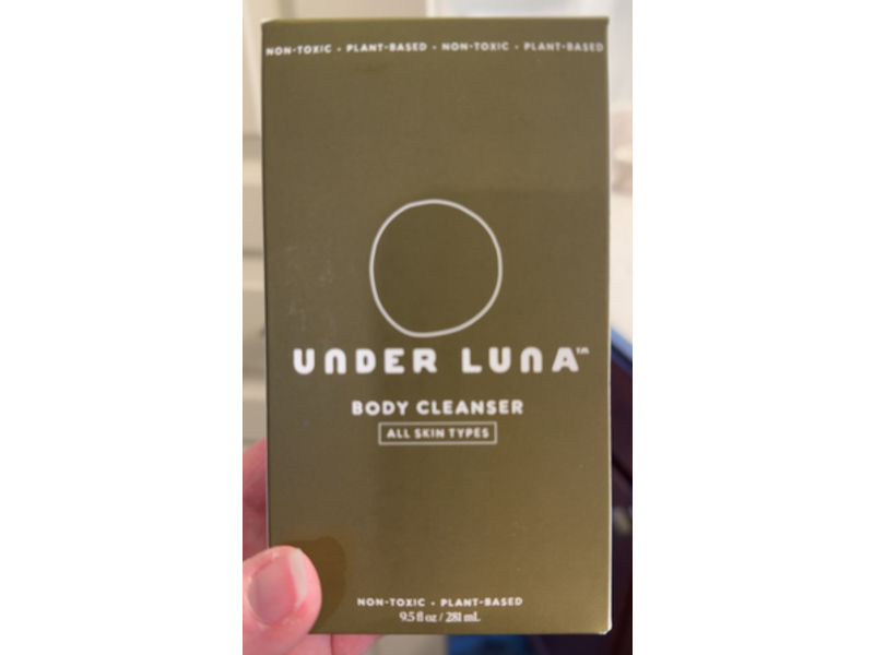 Under Luna Body Cleanser, Coriander + Coconut Pulp & Orange, 9.5 fl oz/281 mL