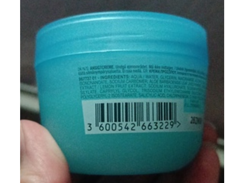 Garnier Fresh & Plump Hydrating Sorbet Cream, Hyaluron, 85 mL