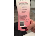 Olay Moisturizing Body Wash, Champagne Blush, 22 oz/650 mL - Image 4