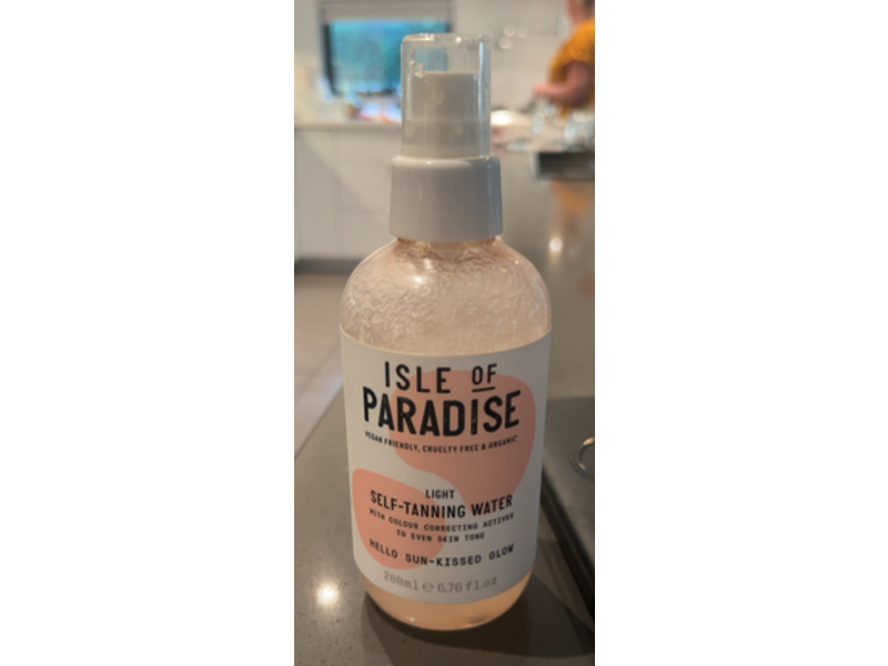 Isle Of Paradise Light Self-Tanning Water, 6.76 fl oz/200 mL