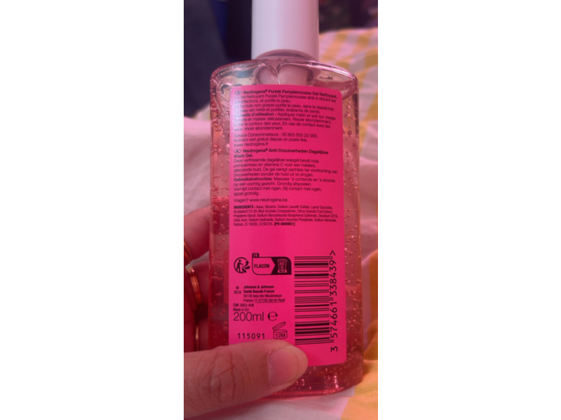 Neutrogena Visibly Clear Pink Cleansing Gel, Grapefruit, 200 mL