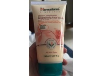 Himalaya Clean Complexion Brightening Face Wash, Pomegranate + Cucumber, 5.07 fl oz/150 mL - thumbnail 2