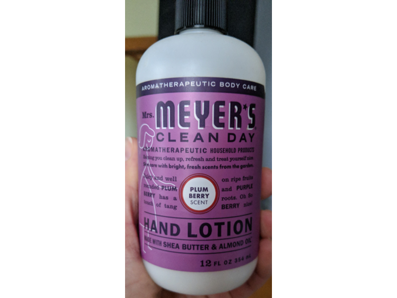 Mrs. Meyer's Clean Day Hand Lotion, Plum Berry, 12 fl oz/354 mL