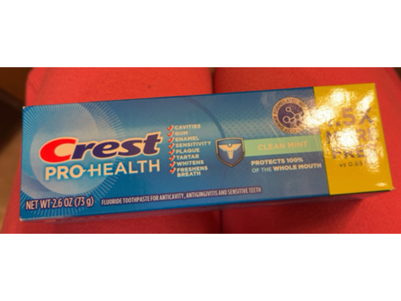Crest Pro-Health Toothpaste, Clean Mint, 2.6 oz/73 g