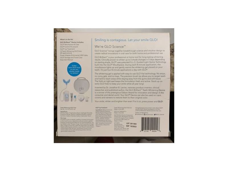 GLO Brilliant Personal Teeth Whitening Device Kit