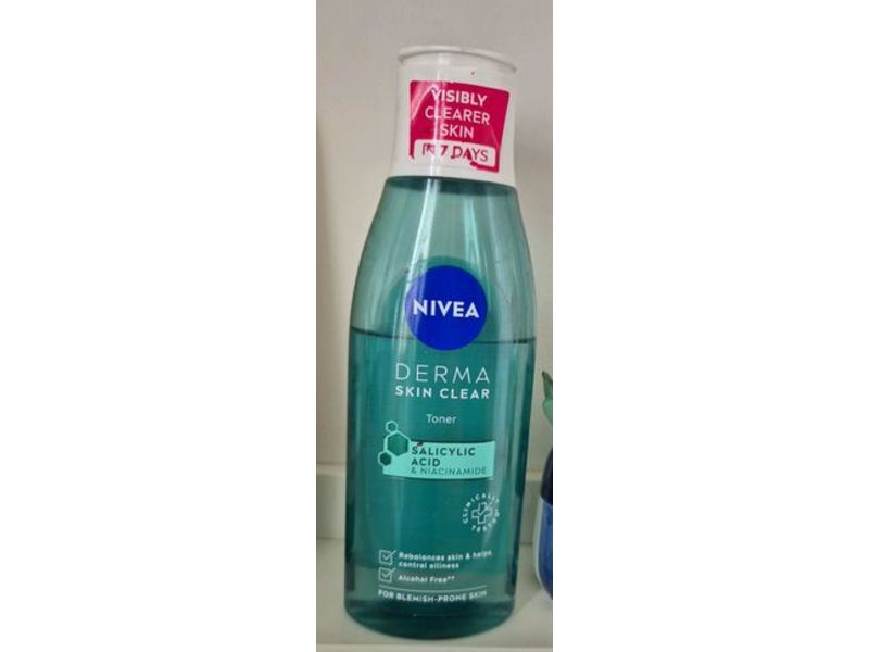 Nivea Derma Skin Clear Toner, 200 mL