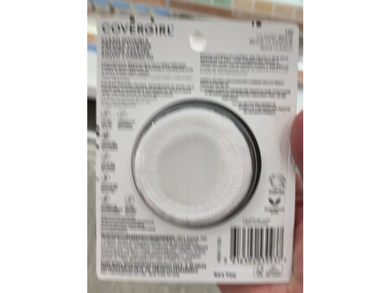 Covergirl Clean Invisible Pressed Powder,130 Classic Beige, 0.38 oz/11 g