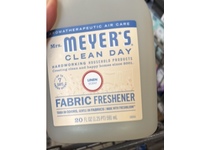 Mrs. Meyer's Clean Day Fabric Freshener, Linen Scent, 20 fl oz/591 mL - thumbnail 2