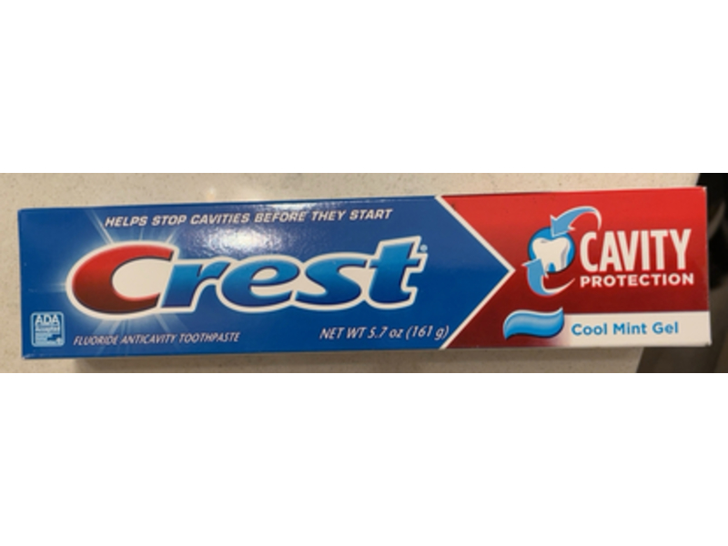Crest Cavity Protection Toothpaste, Cool Mint, 5.7 oz/161 g