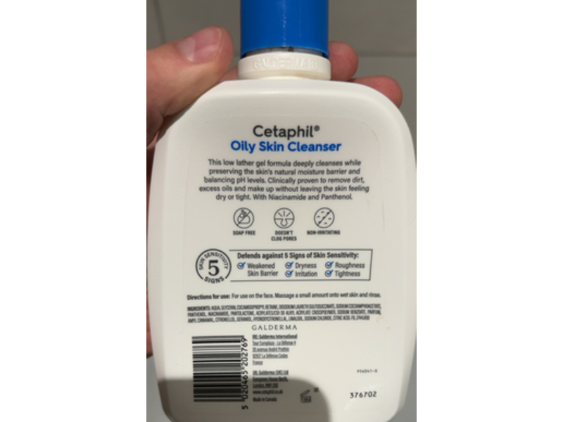 Cetaphil Oily Skin Cleanser, Niacinamide & Panthenol, 473 mL