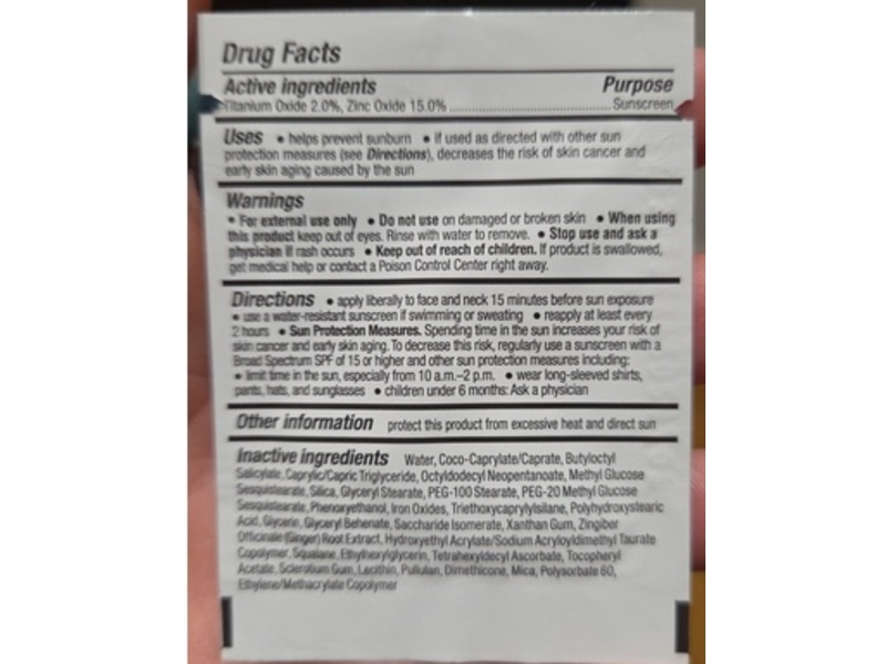 EltaMD Tinted Face Sunscreen, SPF 40, 0.07 oz/2 g