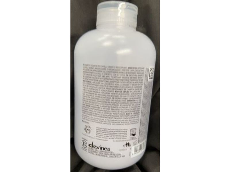 Davines Love Smoothing Shampoo, 8.45 oz/250 mL