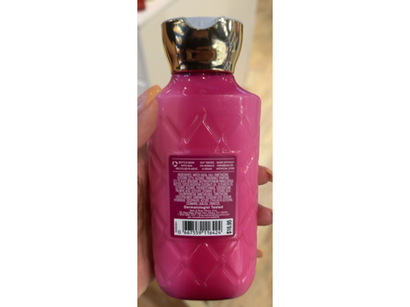 Bath & Body Works Daily Nourishing Body Lotion, Bourbon Strawberry & Vanilla, 8 fl oz/236 mL