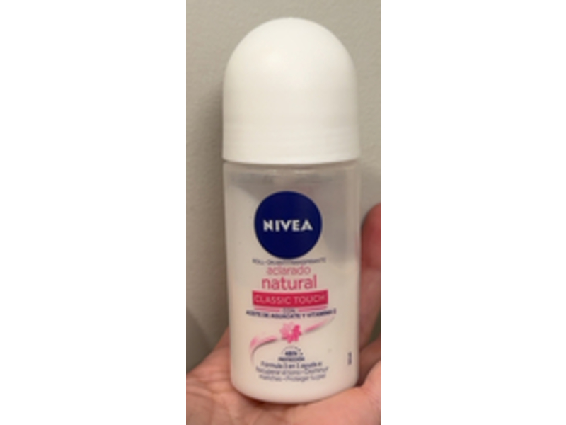 Nivea Roll-On Antitransparent, Aclarado Natural Classic Touch, 50 mL, Pack Of 3