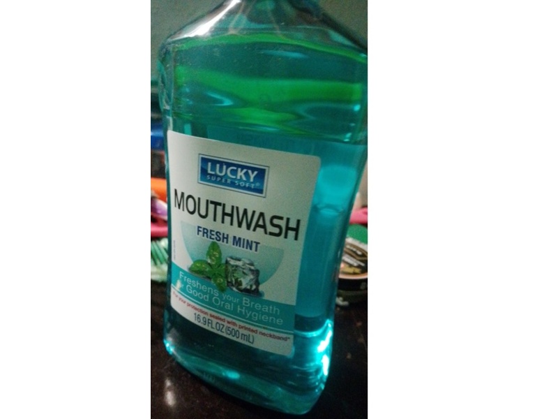Lucky Super Soft Mouthwash, Fresh Mint, 16.9 fl oz/500 mL
