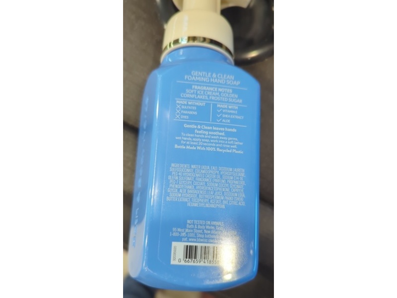 Bath & Body Works Gentle & Clean Foaming Hand Soap, Cereal Milk Soft Serve, 8.75 fl oz/259 mL
