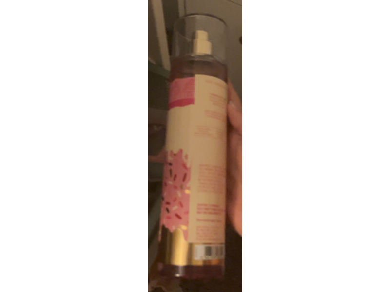 Bath & Body Works Fine Fragrance Mist, Strawberry Pound Cake, 8 floz/236 mL