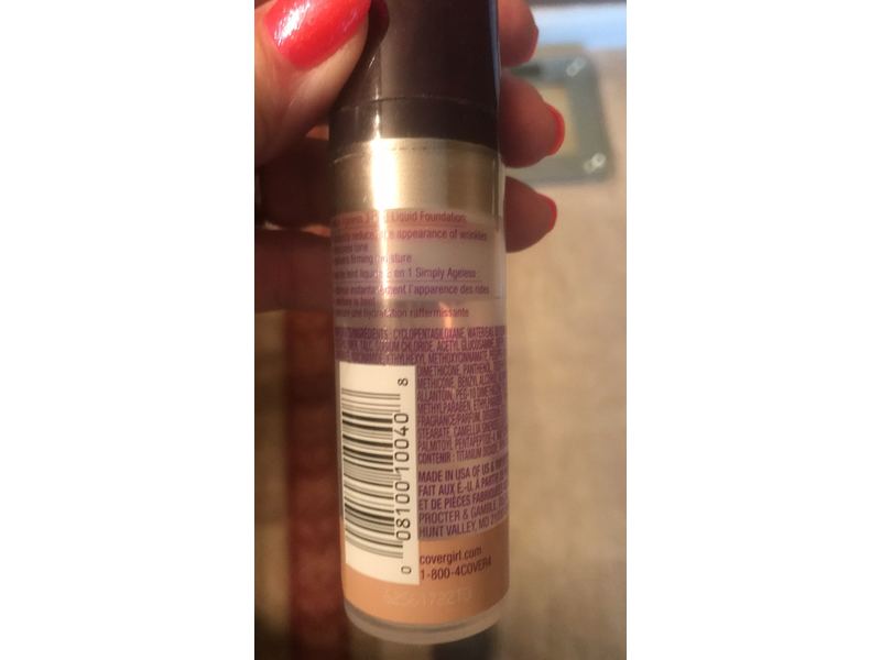 CoverGirl Olay Simply Ageless 3-in-1 Foundation, Natural Beige, 1 Fluid Ounce