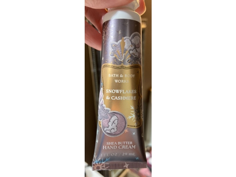 Bath & Body Works Shea Butter Hand Cream, Snowflakes & Cashmere, 1 fl oz/30 mL