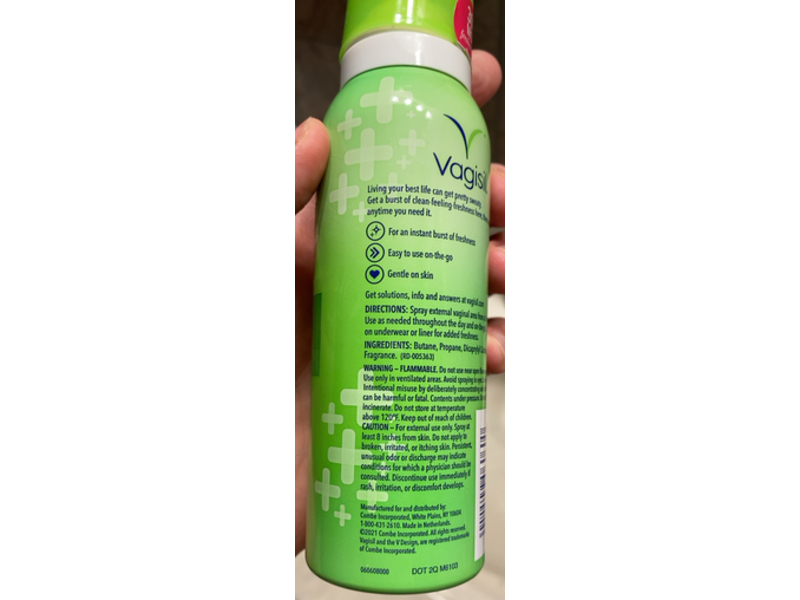 Vagisil Healthy Detox Freshening Spray, Clean Cucumber Essence, 2.6 oz/73 g