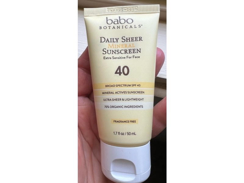 Babo Botanicals Daily Sheer Mineral Sunscreen, SPF 40, 1.7 fl oz/50 mL