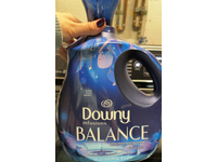 Downy Infusions Balance Fabric Conditioner, Crisp Rain & Blue Eucalyptus, 150 Loads, 101 fl oz/300 L - Image 3