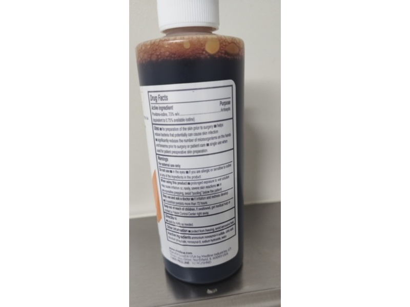 Medline ReadyScrub, Povidone Iodine Solution 7.5 %, 4 fl oz/118 mL