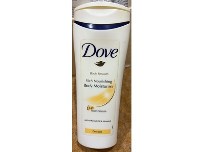 Dove Body Smooth Rich Nourishing Body Moisturizer, Apricot Kernel OIl & Vitamin E, 250 mL