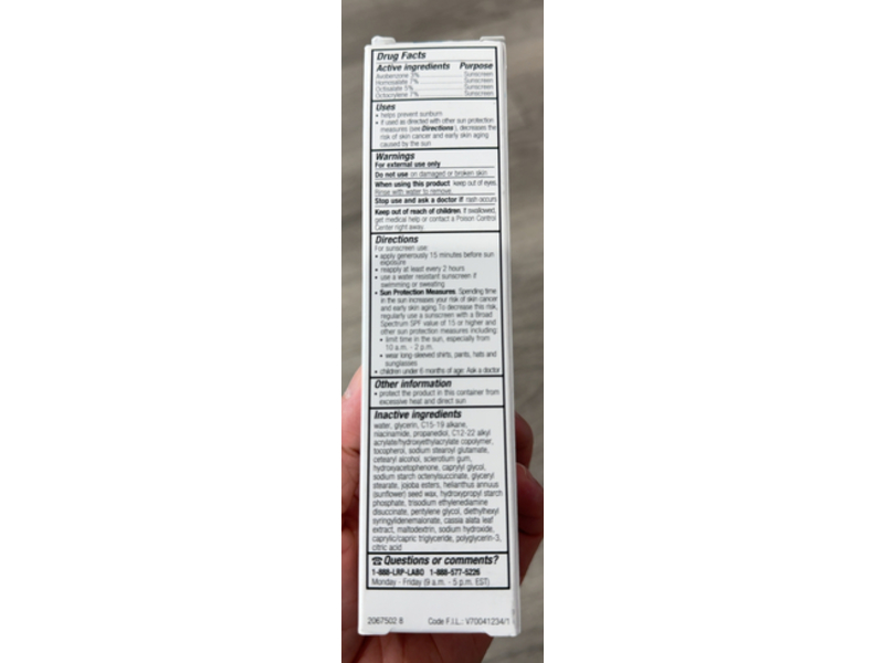 La Roche-Posay Anthelios UV Tone Daily Invisible Sunscreen, SPF 50, 1.7 fl oz/50 mL