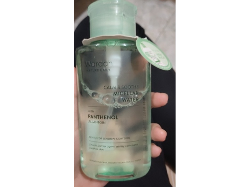 Wardah Micellar Water, Calm & Soothe, 240 mL