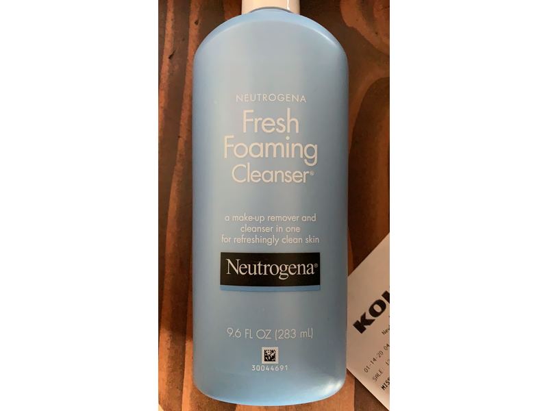 Neutrogena Fresh Foaming Cleanser, 9.6 fl oz/283 mL.