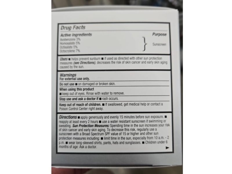 Equate Beauty Adavanced Firming & Anti-Wrinkle Day Cream Moisturize Sunscreen, SPF 25, 1.7 oz/48 g