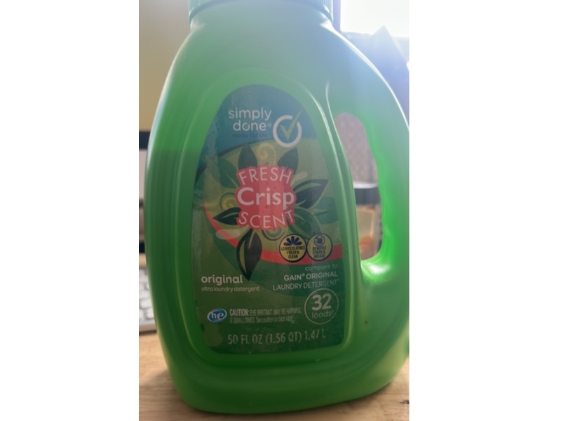 Simply Done Original Ultra Laundry Detergent, Fresh Crisp Scent, 32 Loads, 50 fl oz/1.47 L