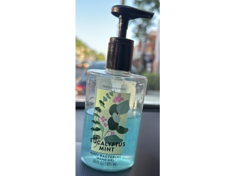 Bath & Body Works Anti-Bacterial Hand Gel, Eucalyptus Spearmint, 7.6 fl oz/225 mL