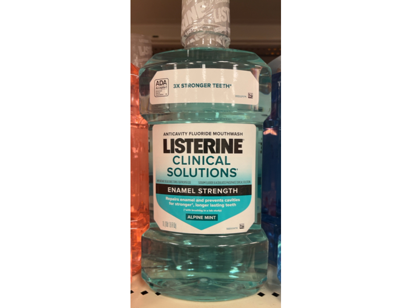 Listerine Clinical Solutions Enamel Strength Mouthwash, Alpine Mint, 33.8 fl oz/1 L