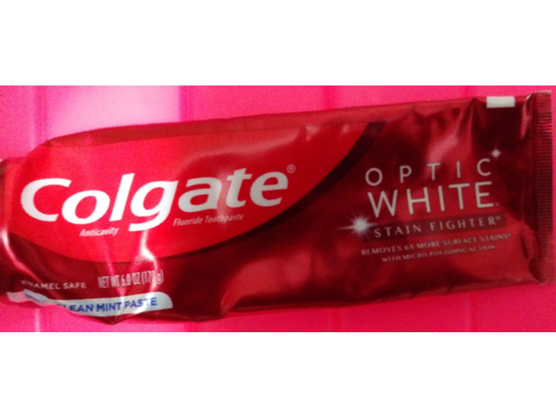Colgate Optic White Toothpaste, Stain Fighter, Clean Mint, 6 oz/170 g