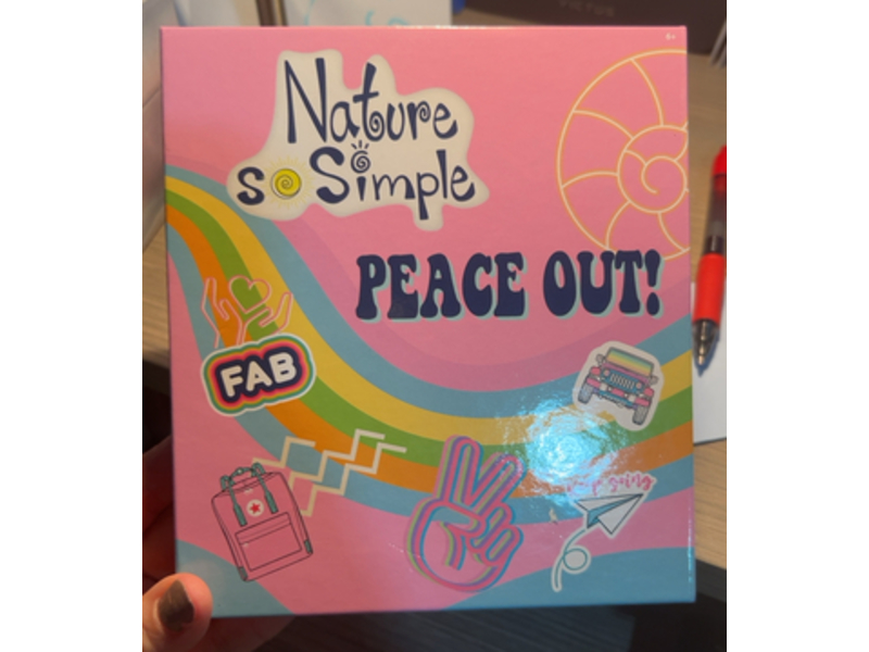 TownleyGirl Nature So Simple Peace Out! Shadow Palette+Brushes & Mirror