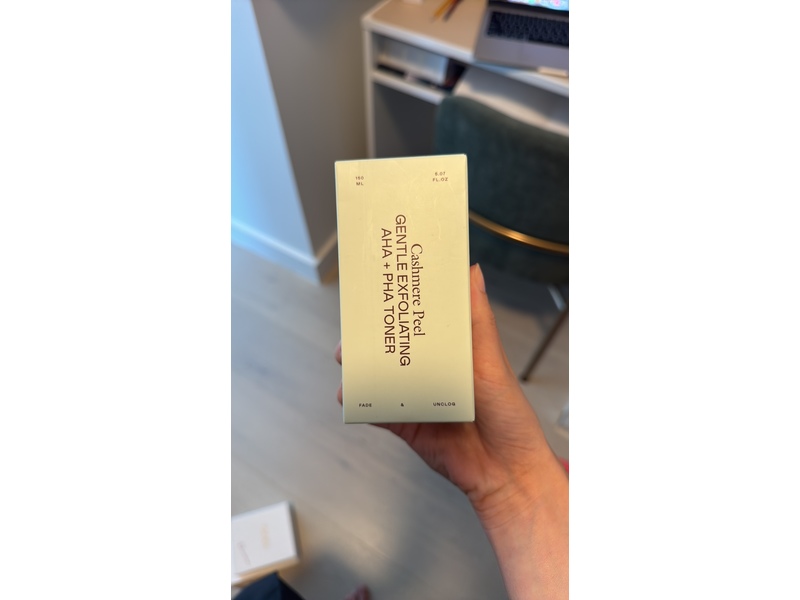 Eadem Cashmere Peel Gentle Exfoliating AHA Toner, 5.07 fl oz/150 mL