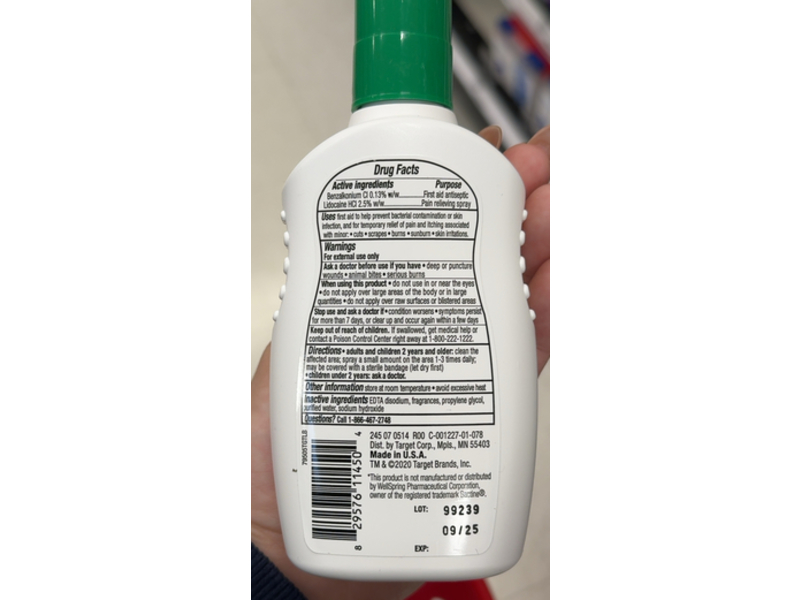 Up & Up Pain Relieving Cleansing Spray, 5 fl oz/150 mL