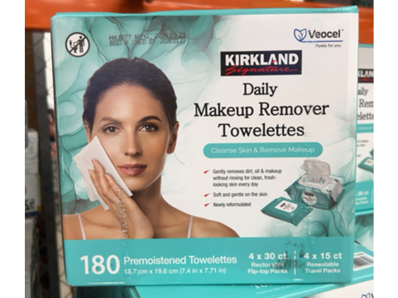 Kirkland Signature Daily Makeup Remover Towelettes, 180 Count
