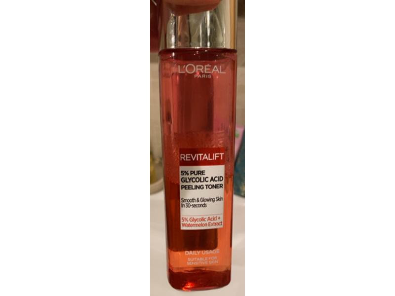 L'Oreal Paris Revitalift Peeling Toner, 5% Glycolic Acid+Watermelon Extract, 180 mL