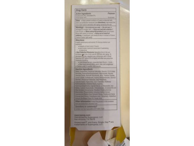 Supergoop! Mini Glowscreen Sunscreen, Sunrise, SPF 40 PA+++, 0.68 fl oz/20 mL