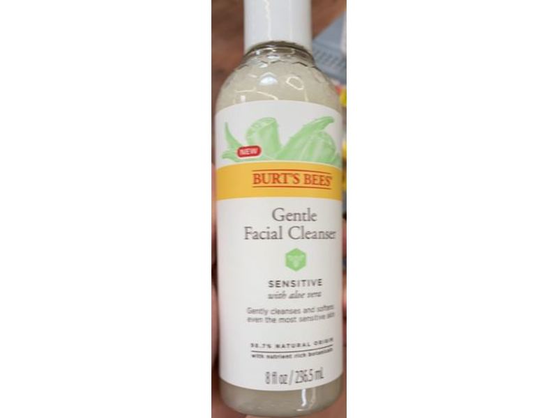 Burt's Bees Gentle Facial Cleanser, Sensitive, Aloe Vera, 8 fl oz/236.5 mL