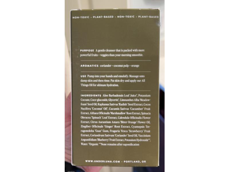 Under Luna Body Cleanser, Coriander + Coconut Pulp & Orange, 9.5 fl oz/281 mL