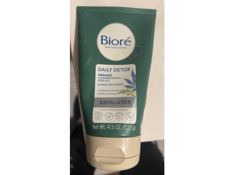 Biore Daily Detox Organic Cannabis Sativa Seed Oil & Green Tea Extract Exfoliator, 4.5 oz/127 g